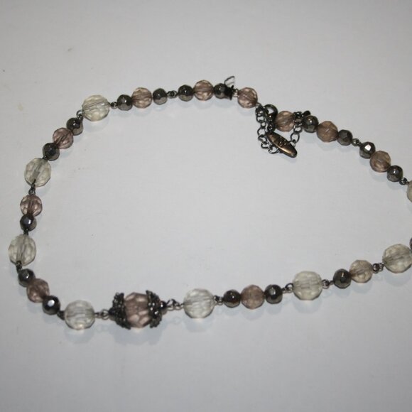 Beautiful silver necklace with pink and gray beads 16-18" New York & Co. - Picture 2 of 4